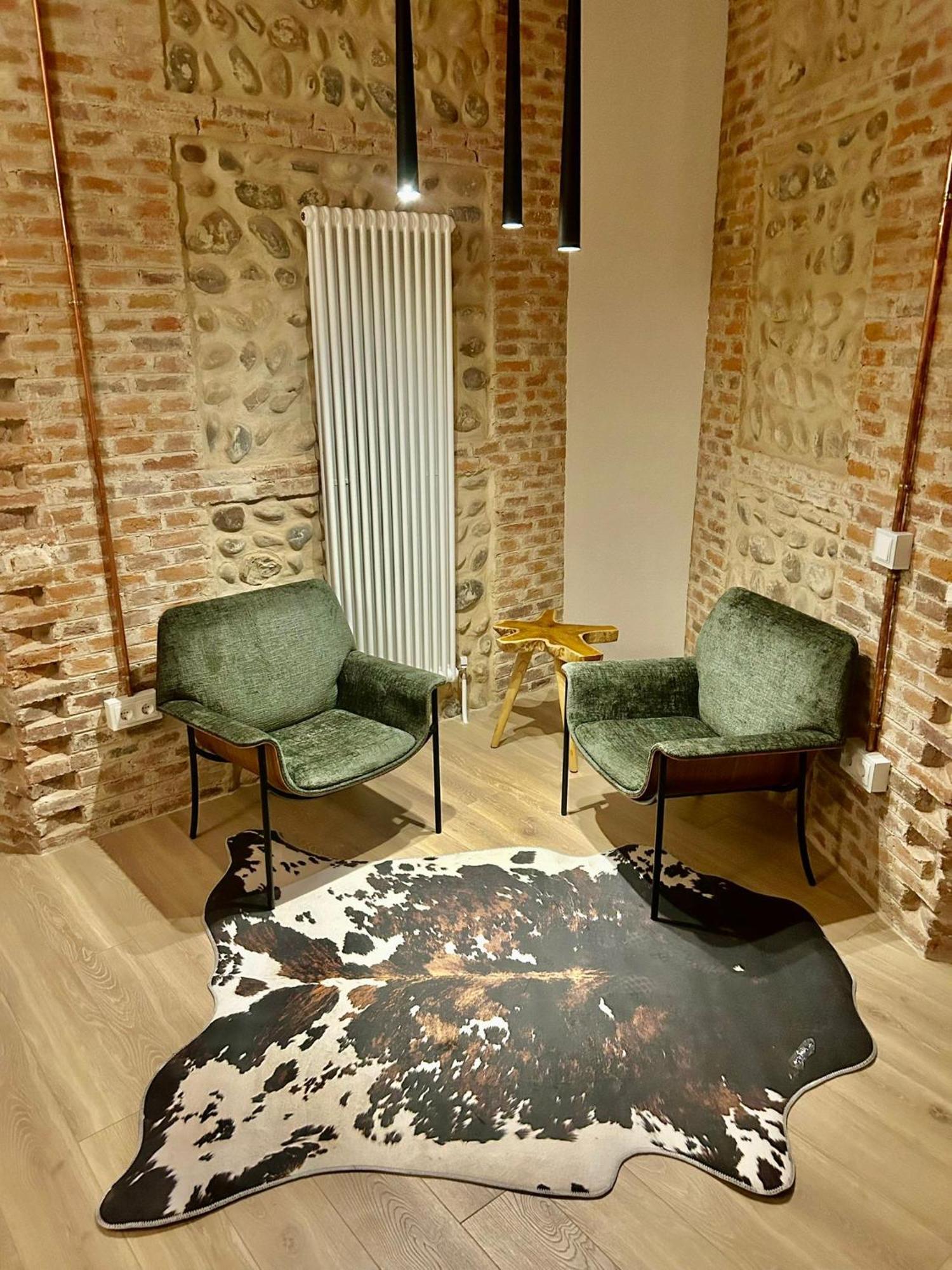 Albany Ancha Hotel Леон Екстериор снимка The interior of the station